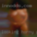 Looking horny girls