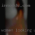 Women looking Warren